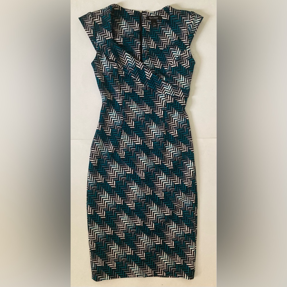 White House Black Market Dress geo print scuba stretch Work Career size 0 XS